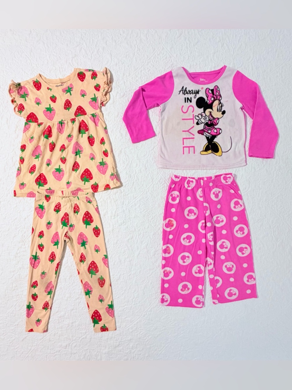 Toddler Girls Bundle | Size 3T/4T | Old Navy Strawberry And Disney Minnie